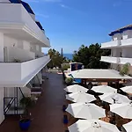 Vive Costa Azul ベナルマデナ
