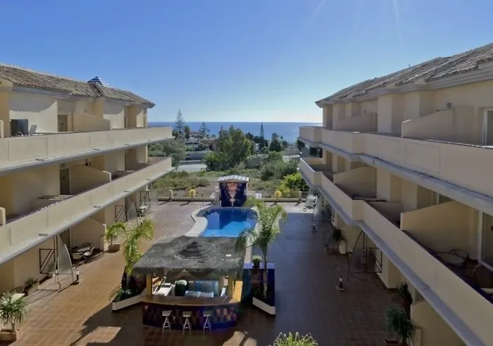 Vive Costa Azul 3* 贝纳尔马德纳